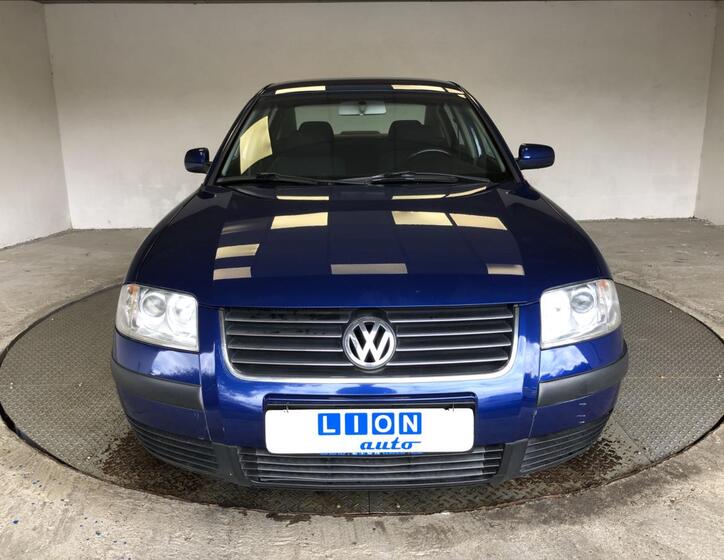Volkswagen Passat 2