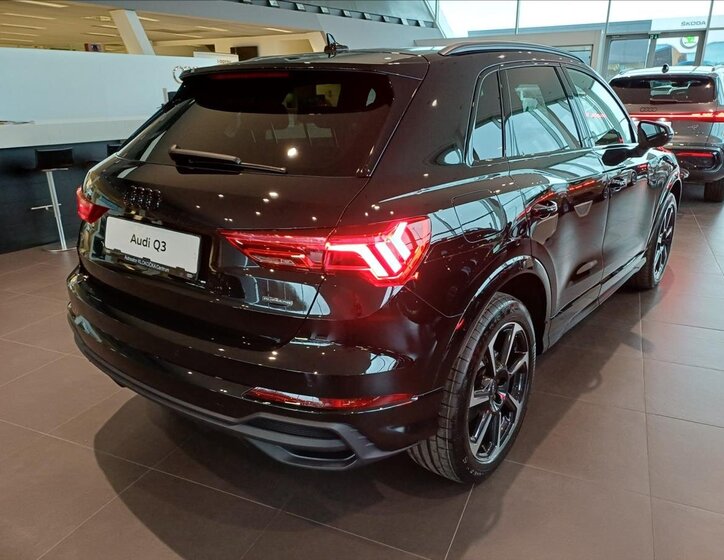 Audi Q3 SUV 2,0 l 142 kw