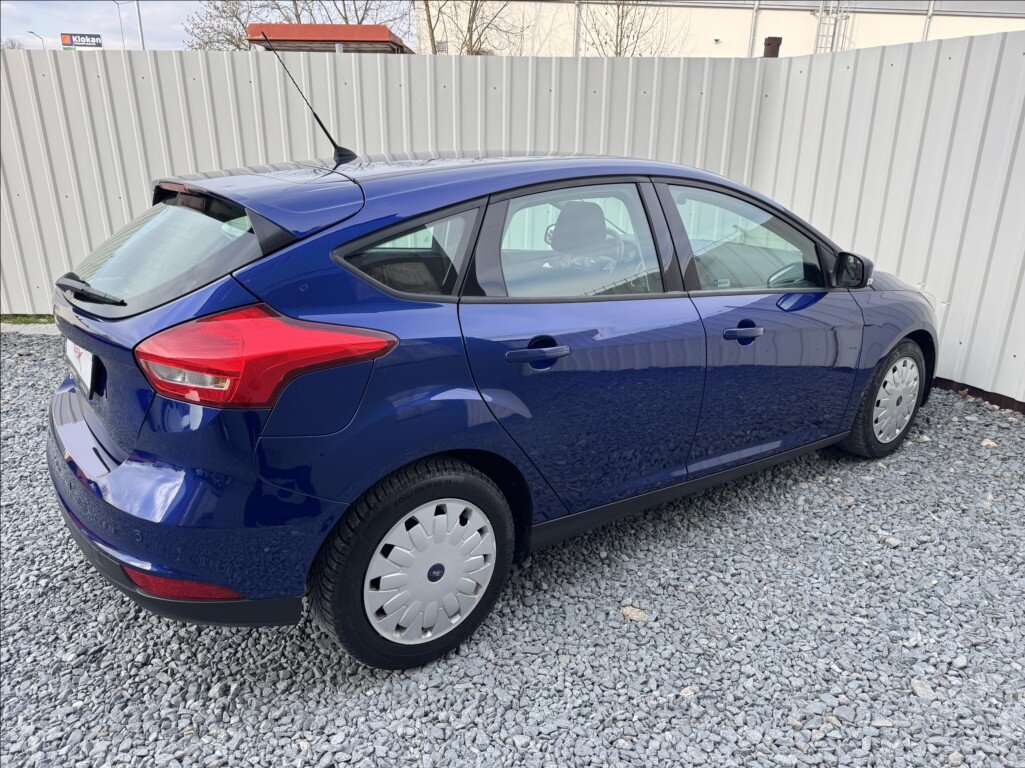Ford Focus Hatchback 1,5 l 77 kw