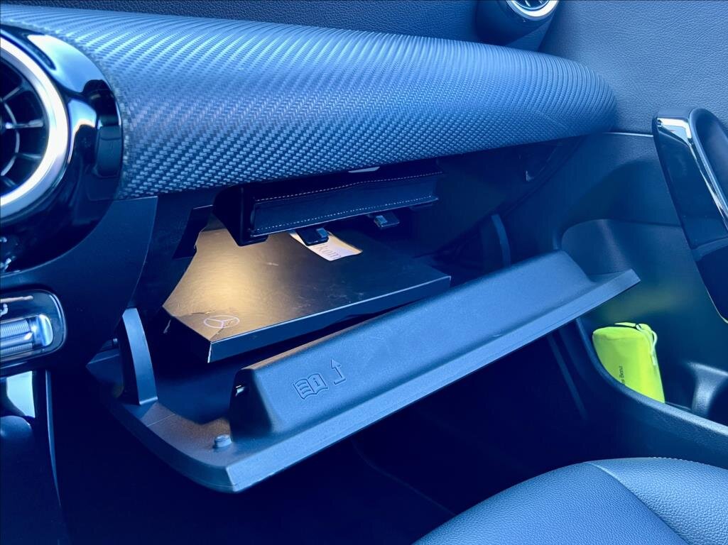 Mercedes-Benz CLA Kombi 1,5 l 85 kw