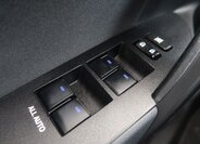 Toyota Corolla Sedan 1,6 l 97 kw