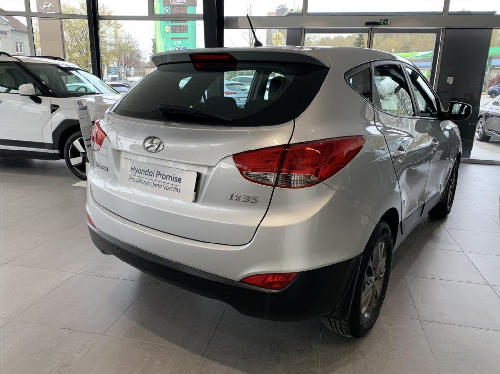 Hyundai ix35 SUV / Terénní 1,6 l 99 kw
