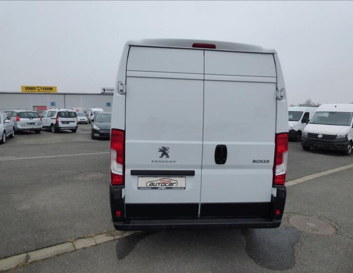 Peugeot Boxer 4