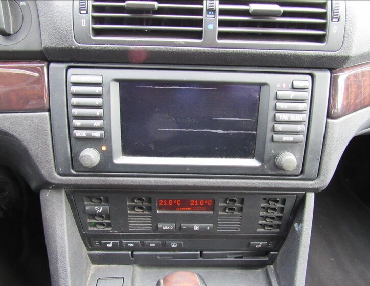 BMW Řada 5 Sedan / Limuzína 2,5 l 141 kw