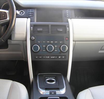 Land Rover Discovery Sport 11