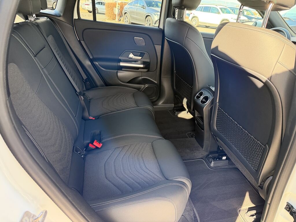 Mercedes-Benz EQA Kombi 0,0 140 kw