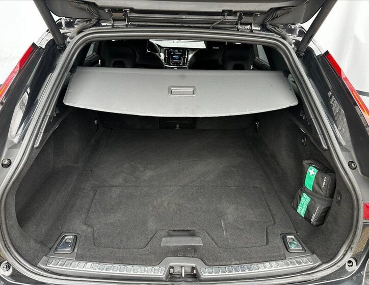 Volvo V90 Kombi 2,0 l 186 kw
