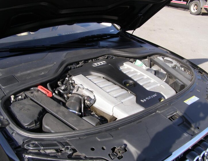 Audi A8 Sedan 6,3 l 368 kw