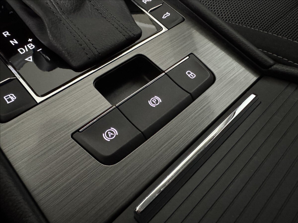 Škoda Superb Kombi 1,4 l 160 kw