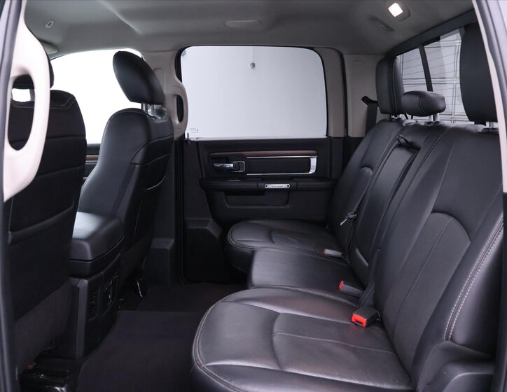 Dodge RAM Pick-up 5,7 l 295 kw