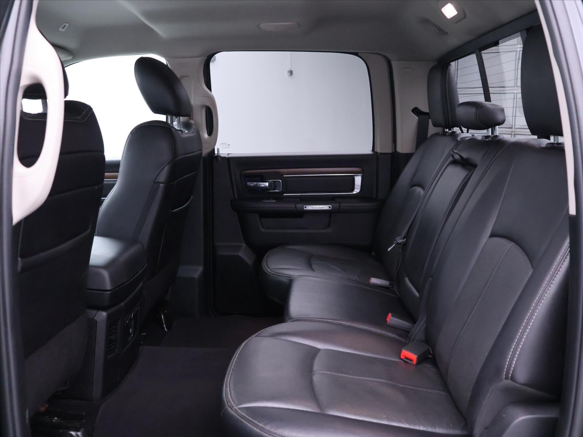 Dodge RAM Pick-up 5,7 l 295 kw