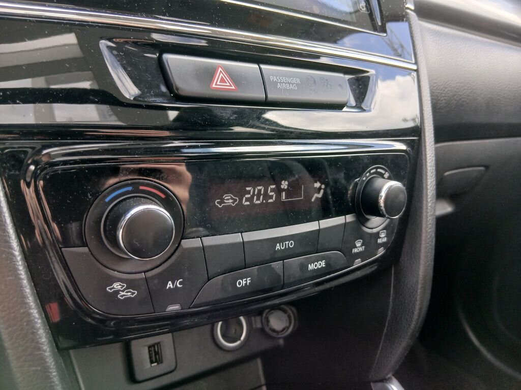 Suzuki Vitara SUV / Terénní 1,4 l 95 kw