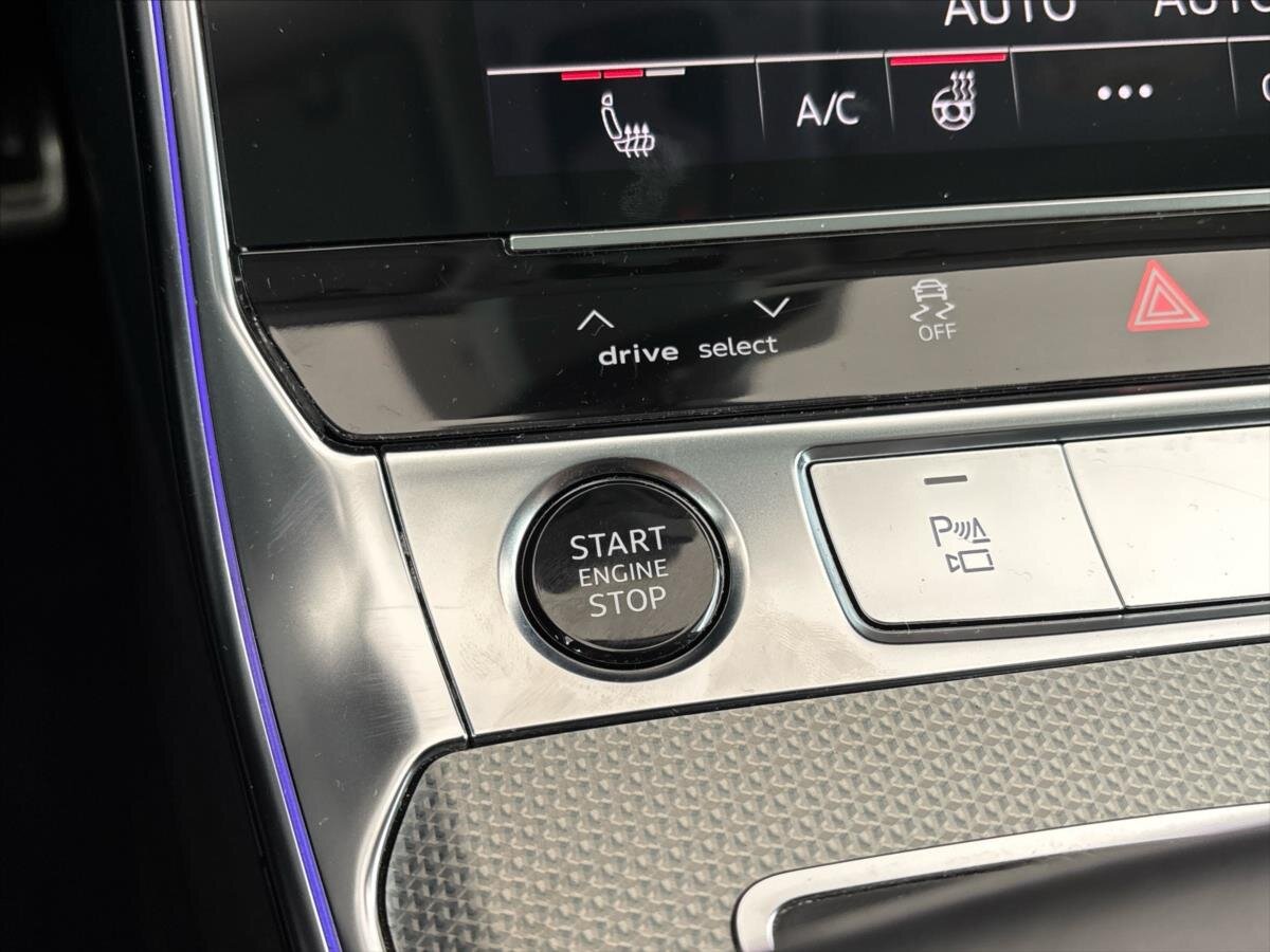 Audi A6 Allroad Kombi 3,0 l 253 kw