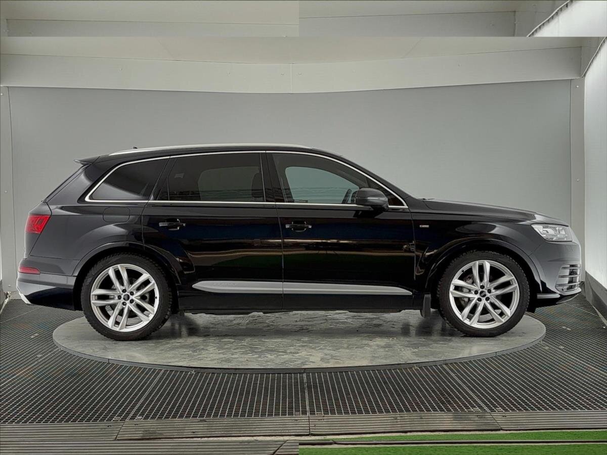 Audi Q7 SUV / Terénní 3,0 l 200 kw