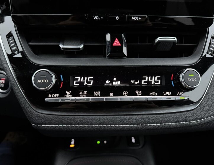 Toyota Corolla Sedan 1,8 l 72 kw