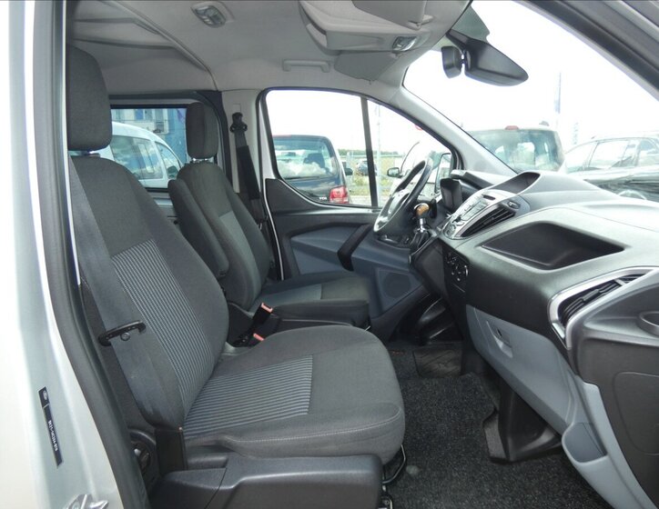 Ford Transit Custom Skříň 2,2 l 92 kw