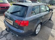 Audi A4 Kombi 2,0 l 103 kw