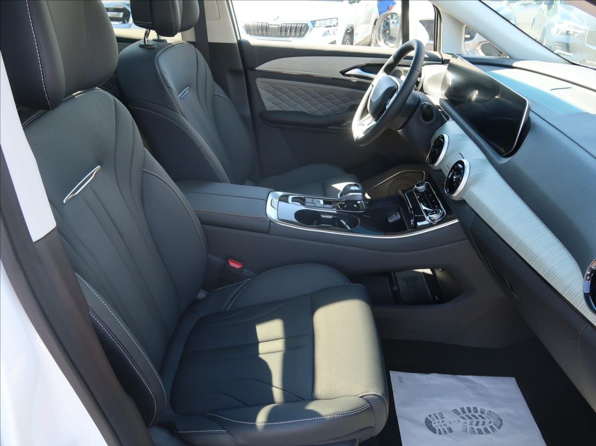 Dongfeng U-Tour MPV 1,5 l 130 kw