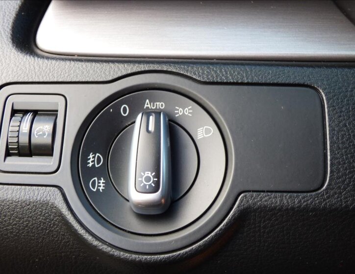 Volkswagen Passat Kombi 2,0 l 130 kw