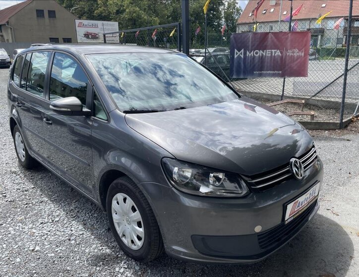 Volkswagen Touran MPV 1,6 l 66 kw