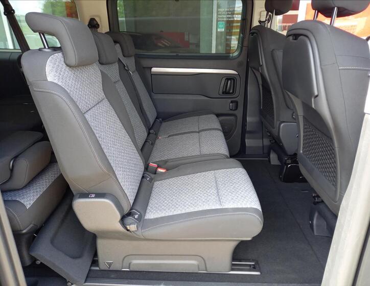 Toyota ProAce Verso 6