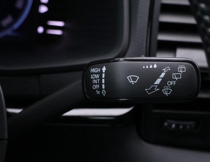 Škoda Karoq SUV / Terénní 2,0 l 110 kw