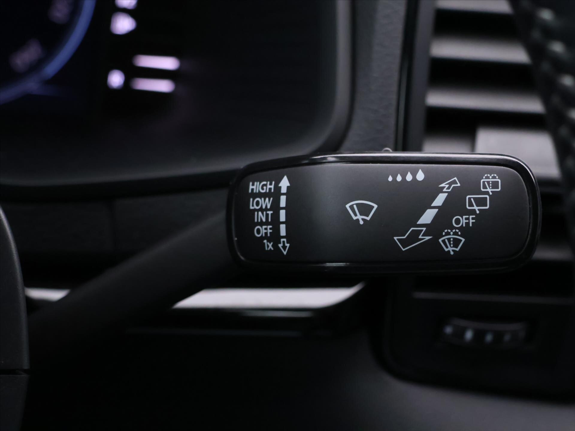 Škoda Karoq SUV / Terénní 2,0 l 110 kw