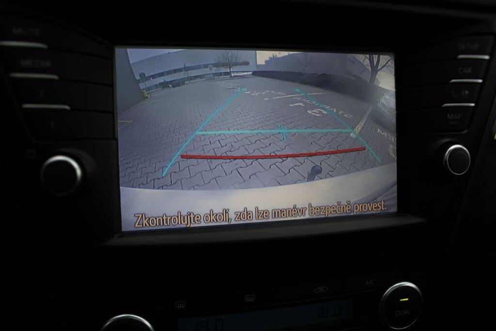 Toyota Avensis Kombi 1,6 l 82 kw