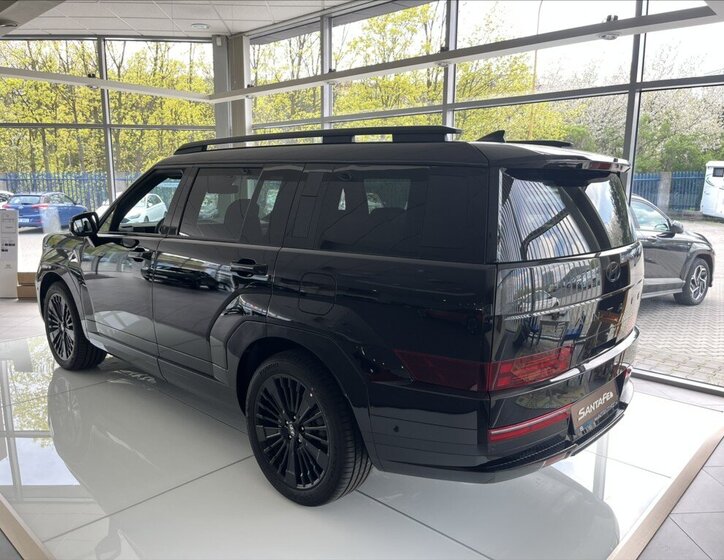 Hyundai Santa Fe SUV / Terénní 1,6 l 185 kw