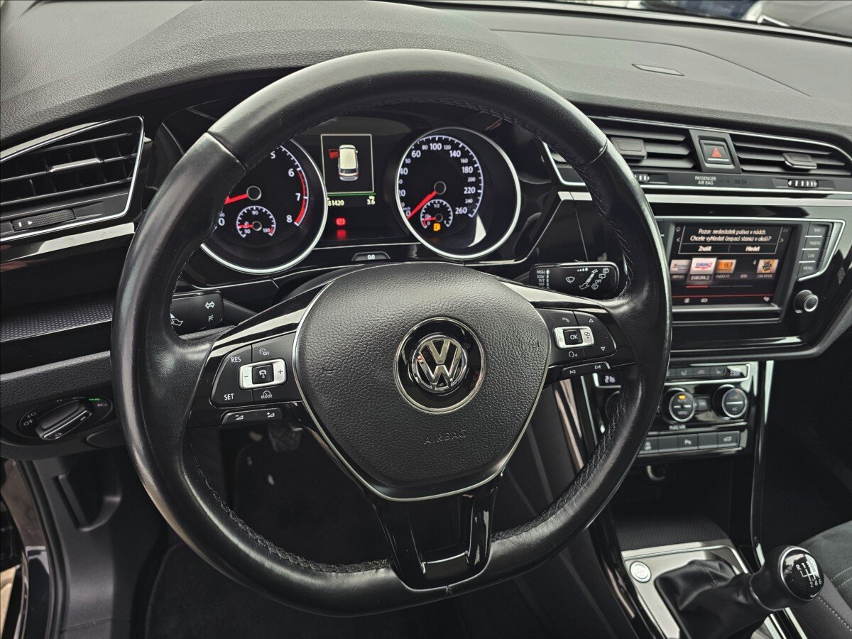 Volkswagen Touran Kombi 1,4 l 110 kw