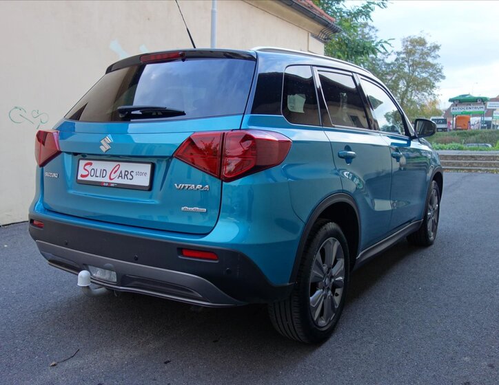Suzuki Vitara SUV 1,4 l 103 kw