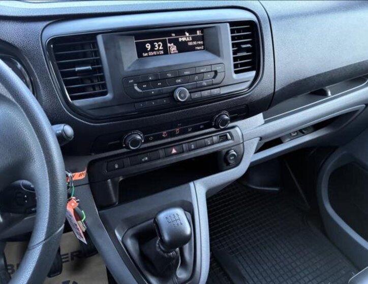 Opel Vivaro Skříň 2,0 l 90 kw