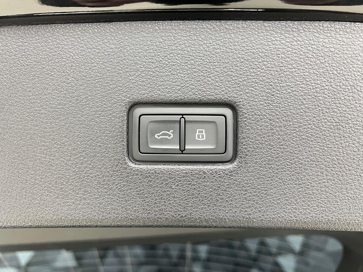 Audi RS Q8 SUV / Terénní 4,0 l 471 kw