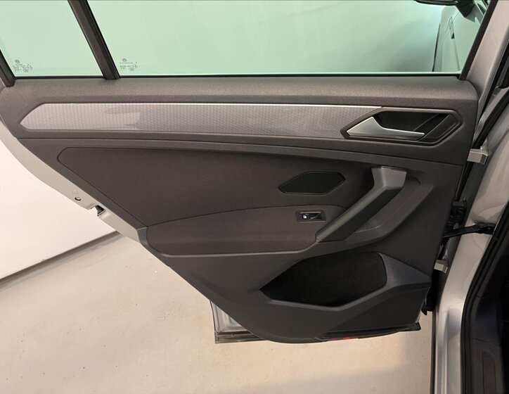 Volkswagen Tiguan 29
