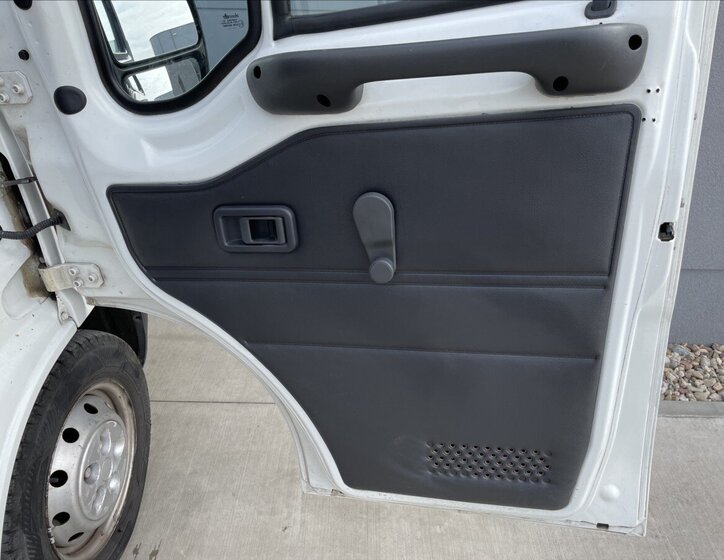 Peugeot Ostatní Ostatní 2,8 l 93 kw