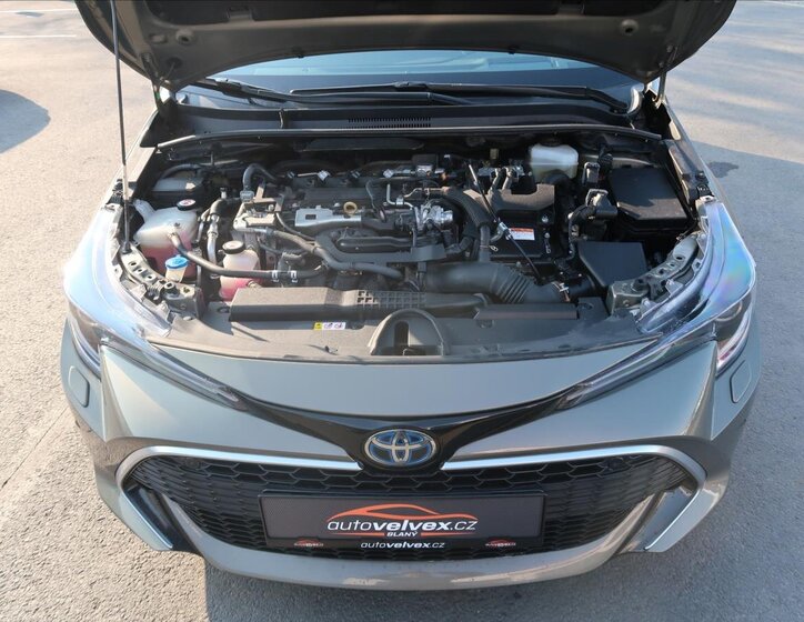 Toyota Corolla Kombi 2,0 l 132 kw