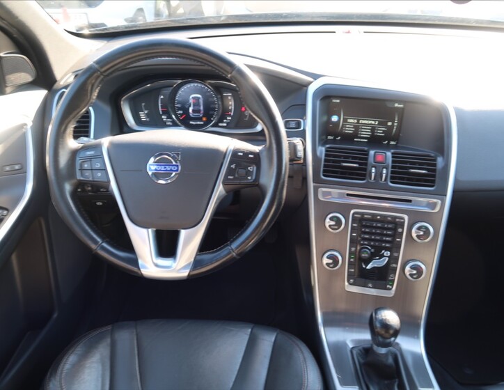 Volvo XC60 16