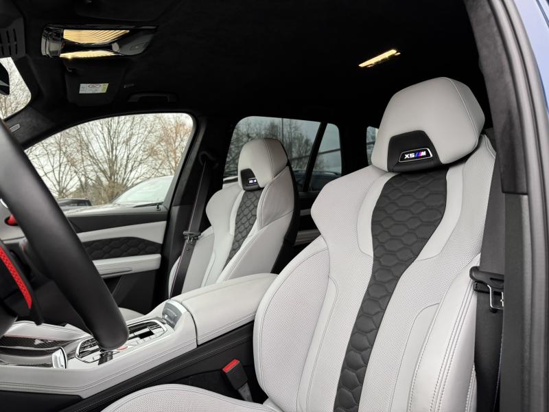 BMW X5 SUV 4,4 l 460 kw