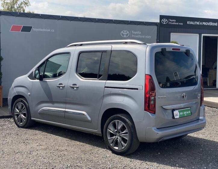 Toyota ProAce City Verso 8