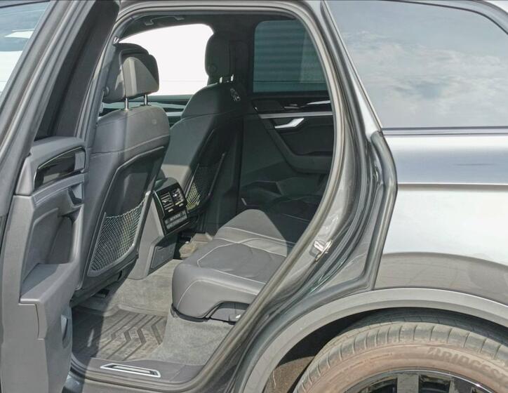 Volkswagen Touareg 17