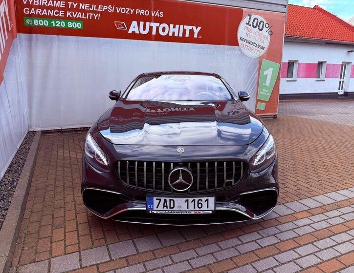 Mercedes-Benz Třídy S Kupé 4,0 l 450 kw