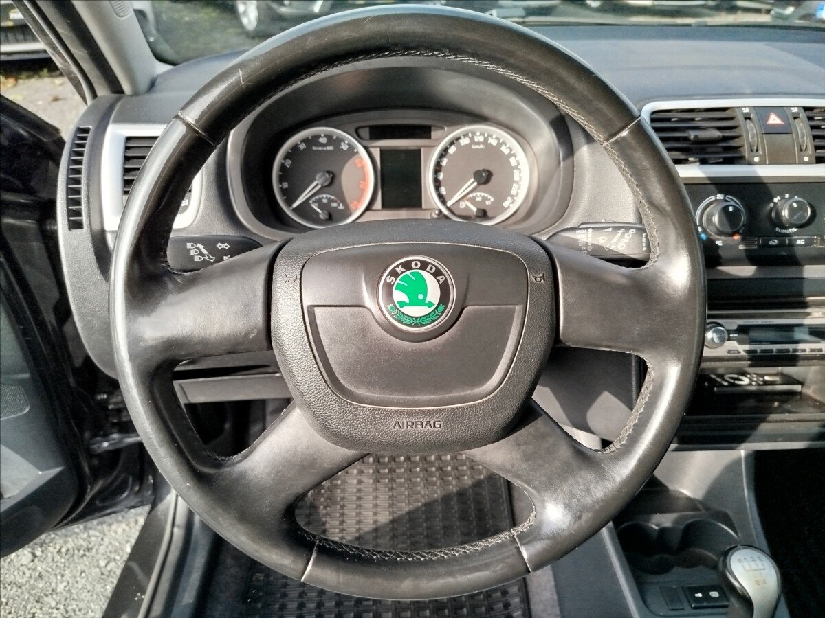 Škoda Roomster MPV 1,2 l 51 kw