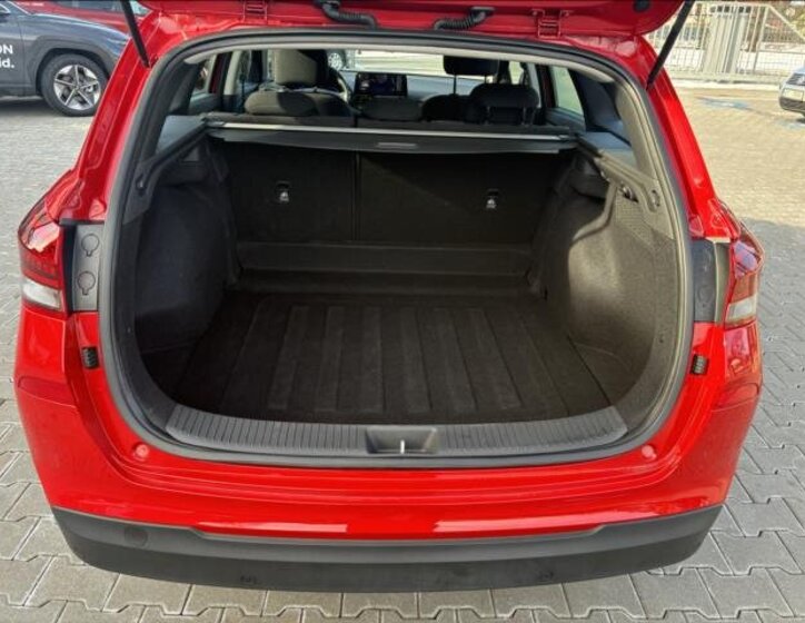 Hyundai i30 Kombi 1,5 l 70 kw