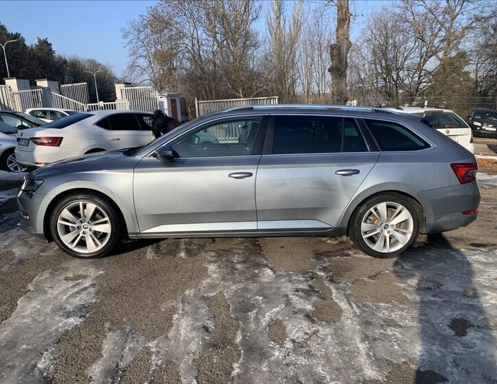 Škoda Superb Kombi 2,0 l 140 kw