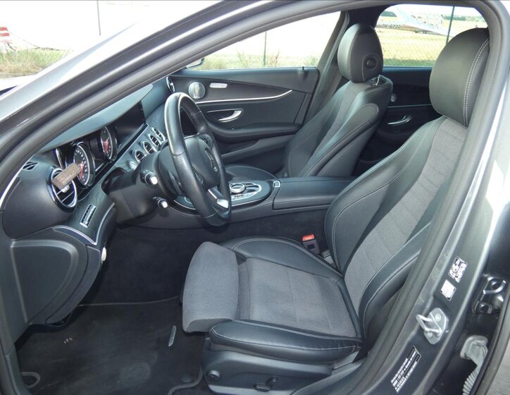 Mercedes-Benz Třídy E Kombi 2,0 l 143 kw