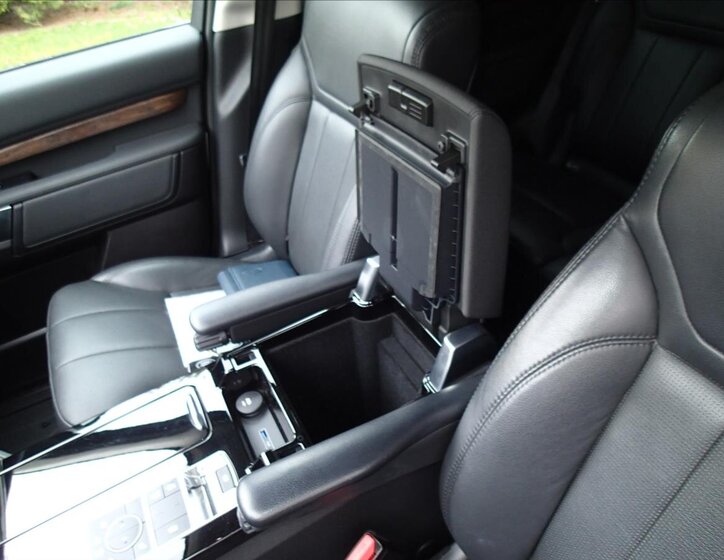 Land Rover Discovery SUV / Terénní 2,0 l 132 kw