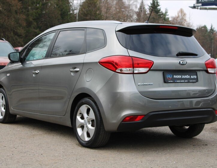 KIA Carens 7