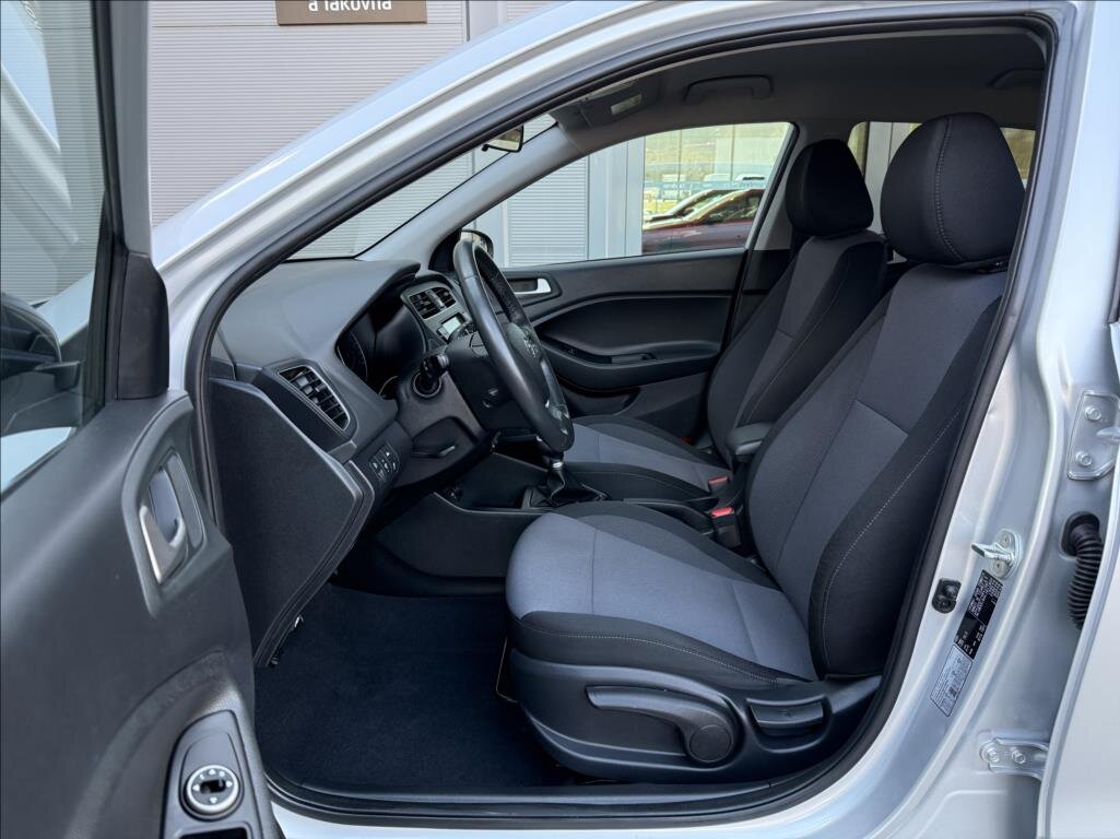 Hyundai i20 Hatchback 1,2 l 55 kw