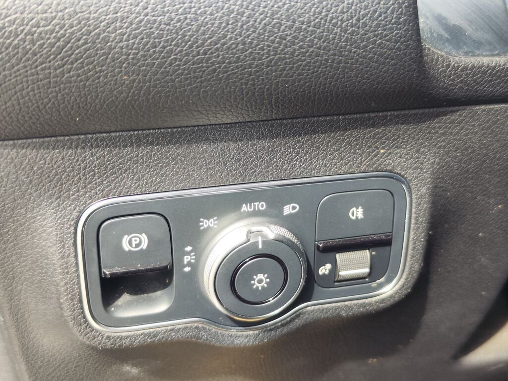 Mercedes-Benz GLB SUV / Terénní 2,0 l 110 kw