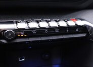 Peugeot 3008 SUV / Terénní 1,2 l 96 kw